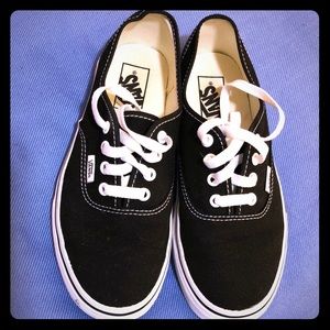 Black vans authentic
